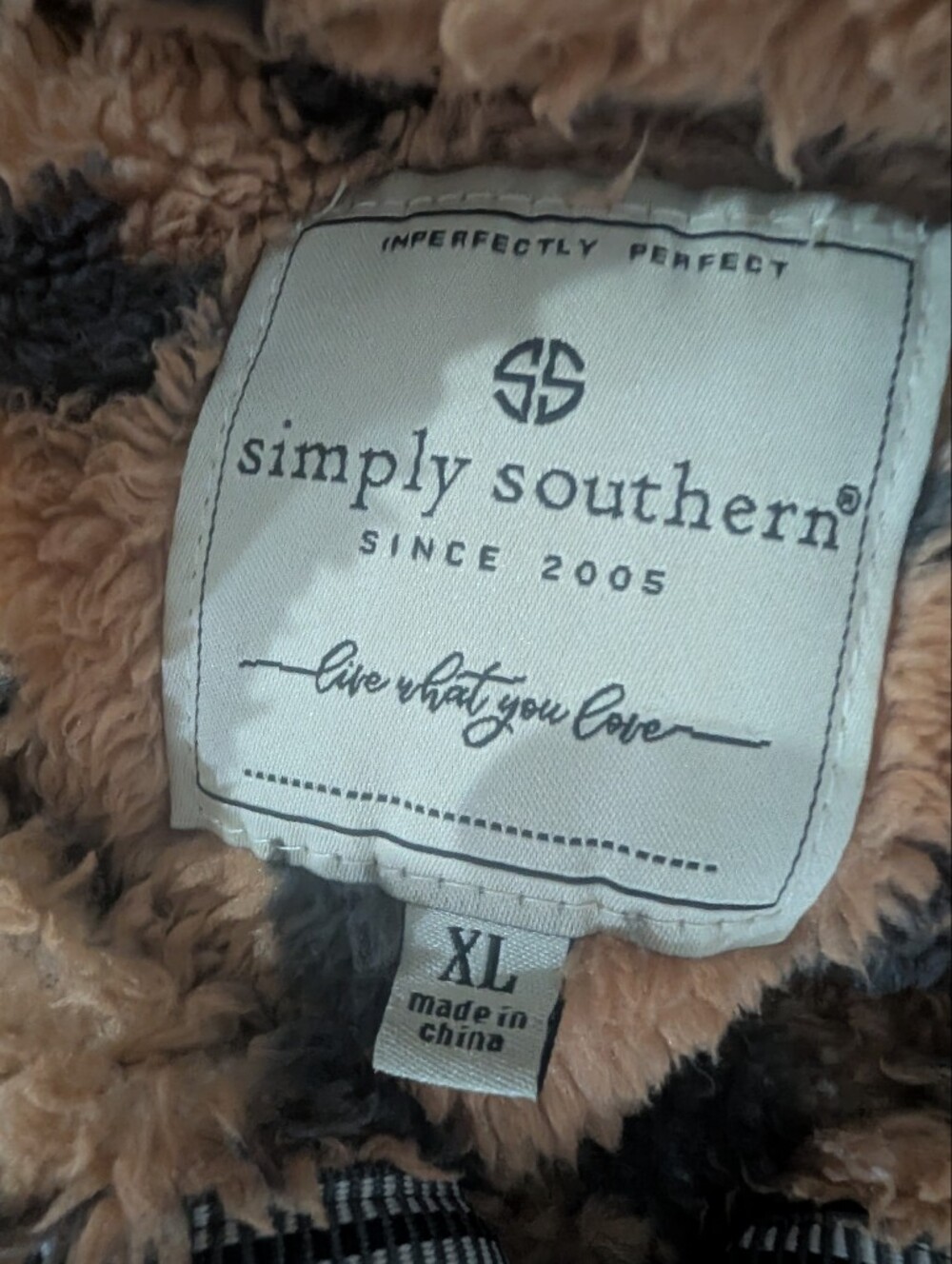 Simply Southern Leopard Print Sherpa Pullover – Size XL - Picture 9 of 11
